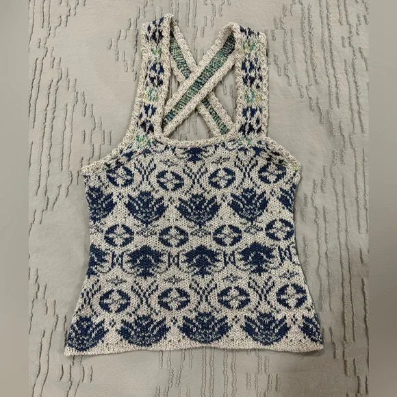 Anthropologie PILCRO Blue and White Patterned Women's Top - Picture 4 of 10